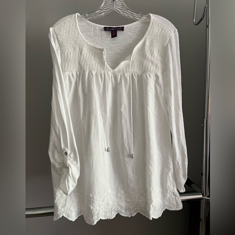 Gloria Vanderbilt woven blouse with roll tab sleeve.